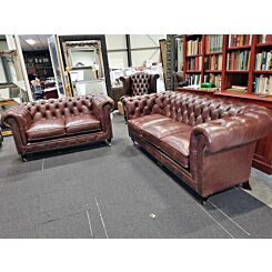 Woburn Chesterfield set in Old English dark brown